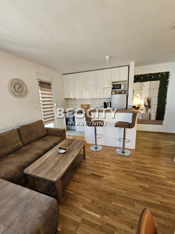 Trosoban stan, 80 m2, Adice, Alaska ID: 123894 1