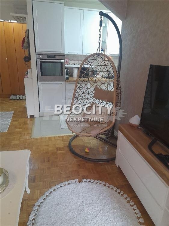 Dvosoban stan, 56 m2, Blok 64, Gandijeva ID: 124037 4