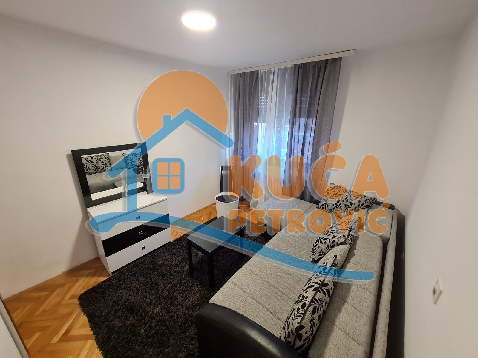 Dvosoban stan, 57 m2, Centar, Deligradska ID: i-015006 2