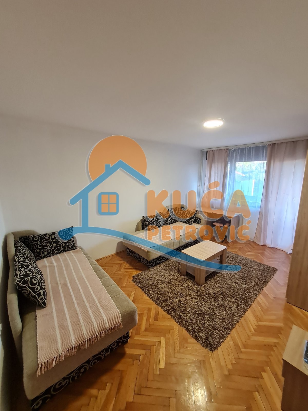Dvosoban stan, 57 m2, Centar, Deligradska ID: i-015006 6