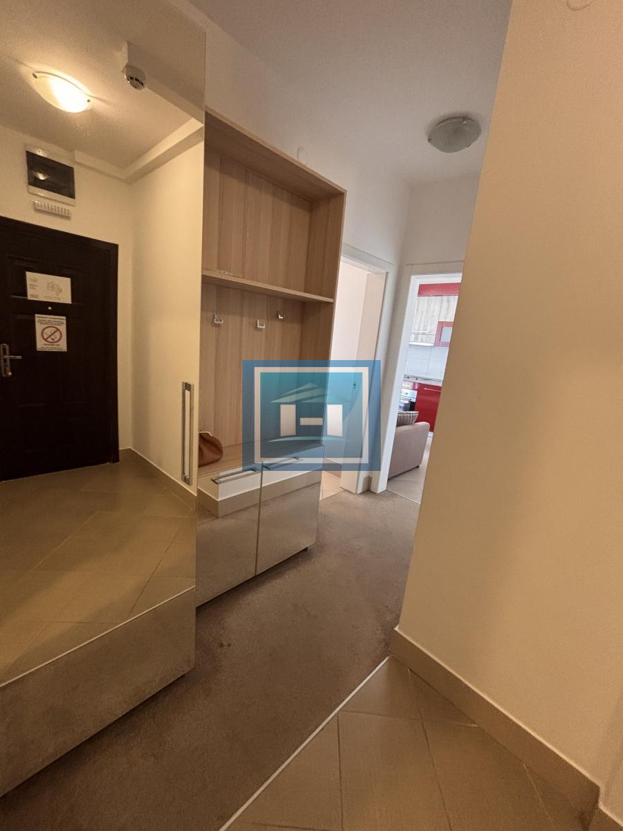 Izdajemo kompletno namešten  dvosoban stan u Wingu 15