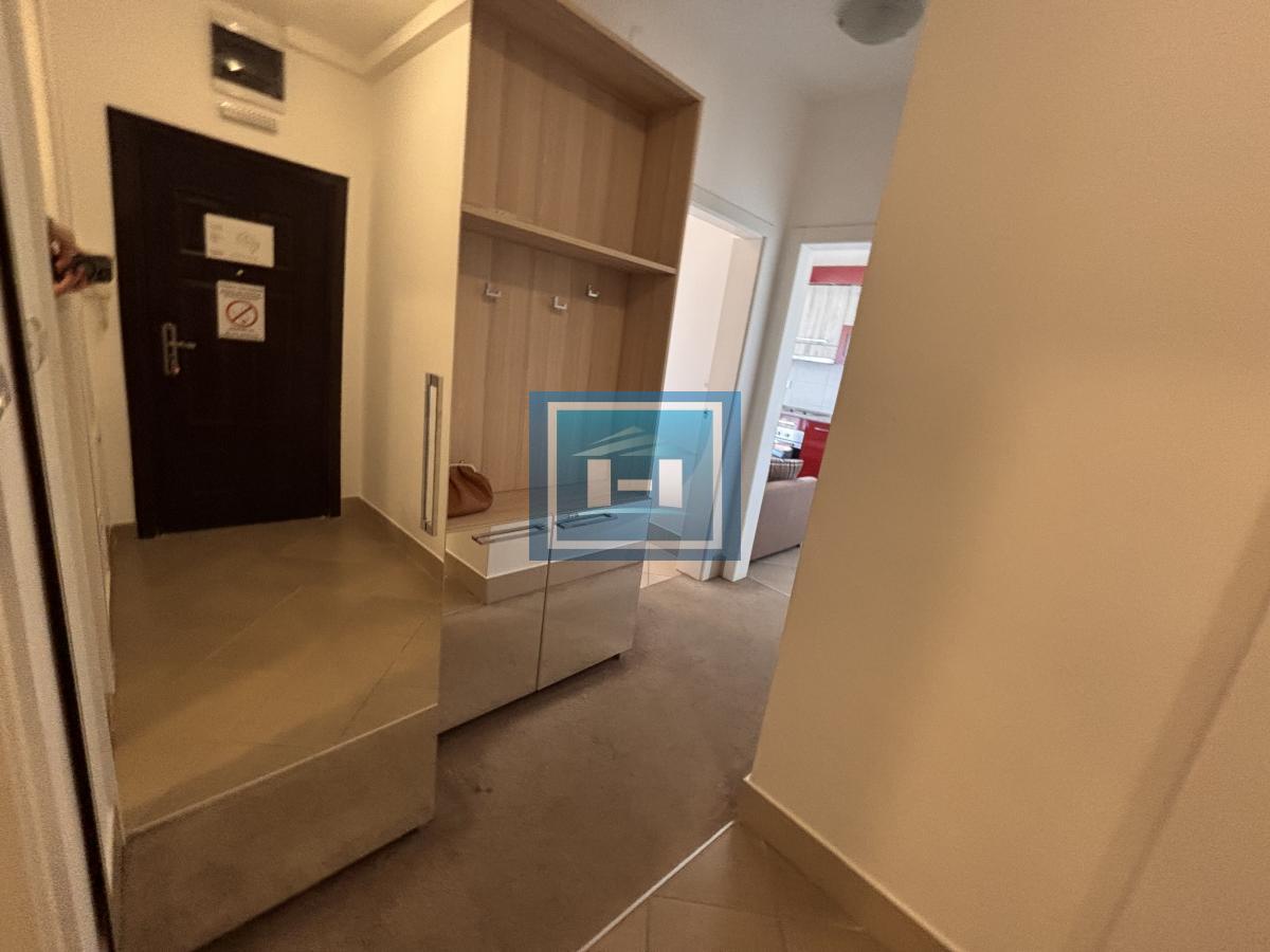 Izdajemo kompletno namešten  dvosoban stan u Wingu 16