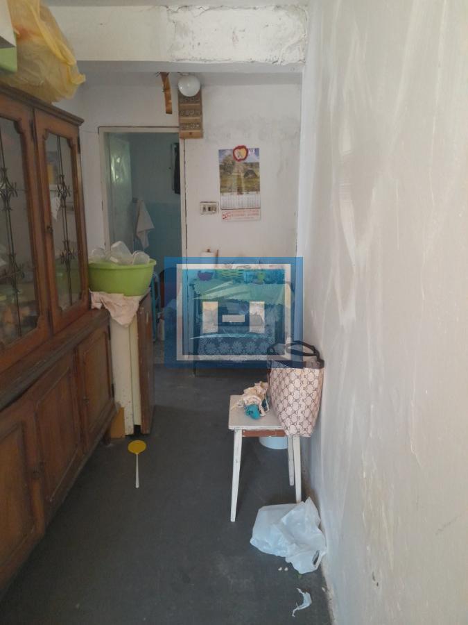 Na prodaju plac od 33 ara sa započetom kućom u Batočini! 5