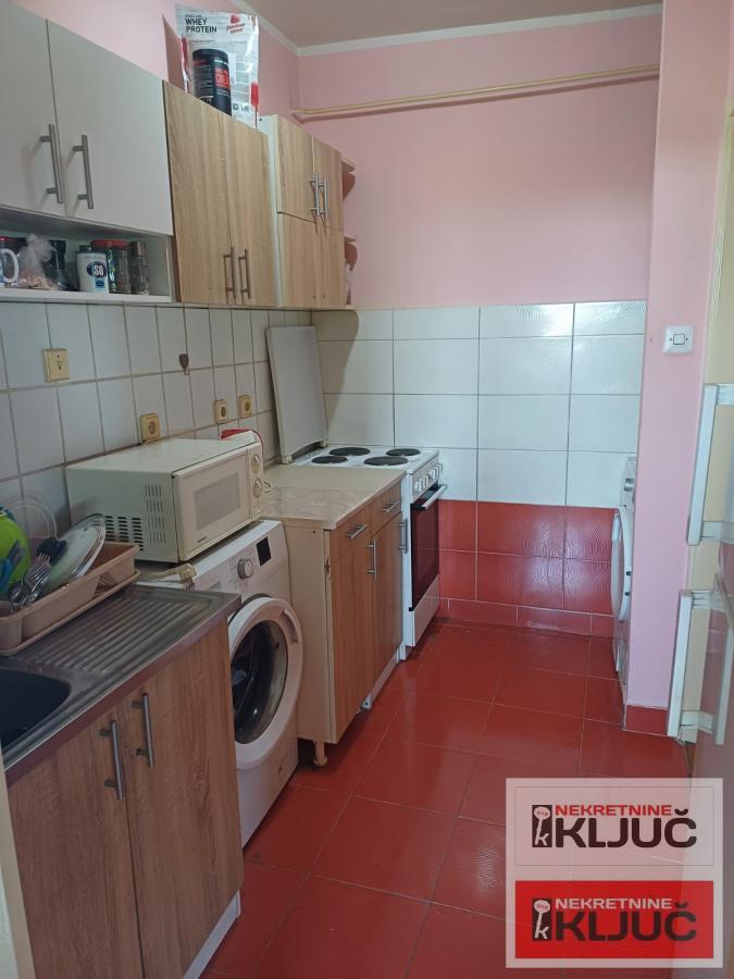 ŽELEZNIČKA STANICA, 28m2, Jednosoban, Namešten 3