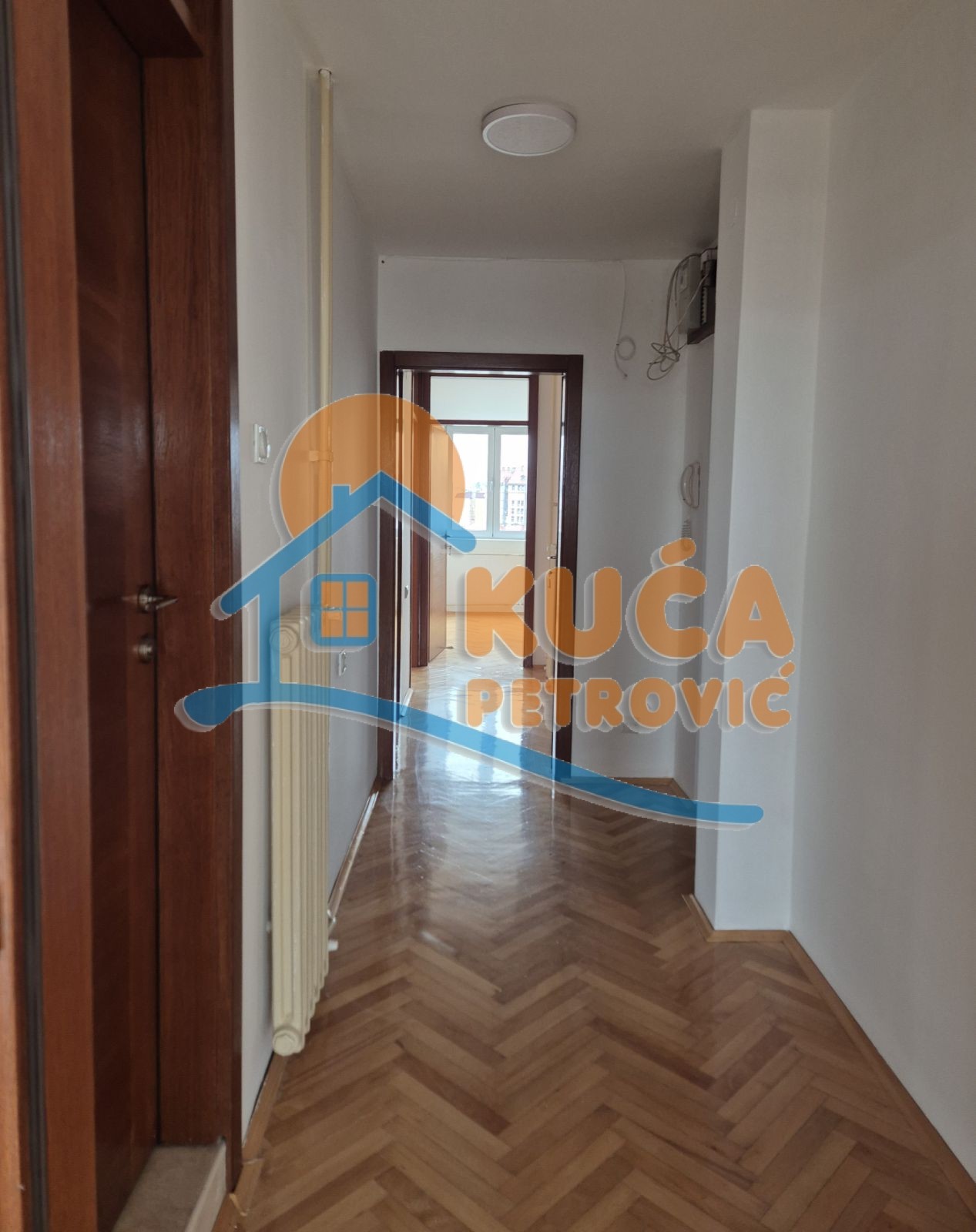 četvorosoban stan, 95 m2, Centar, Cara Dušana ID: i-015031 16