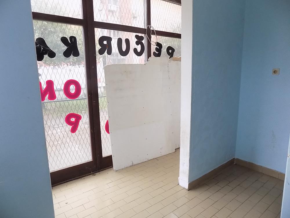 Lokal u trznom centru, Jagodina 4