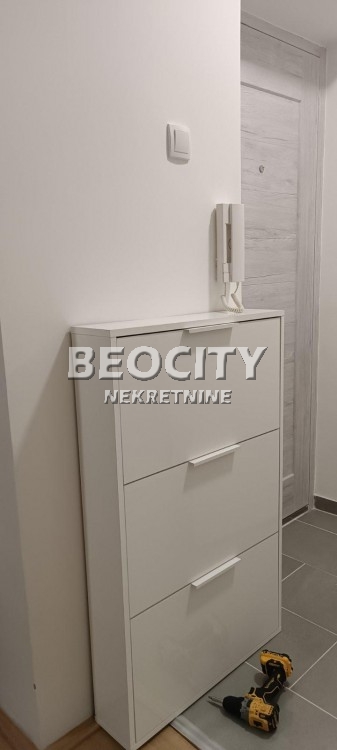 Dvosoban stan, 50 m2, Železnička stanica, Gagarinova ID: 124141 10