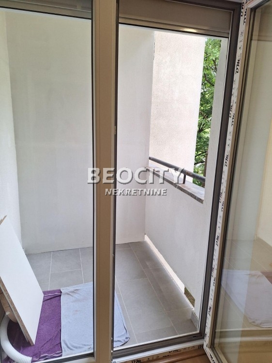 Dvosoban stan, 50 m2, Železnička stanica, Gagarinova ID: 124141 13