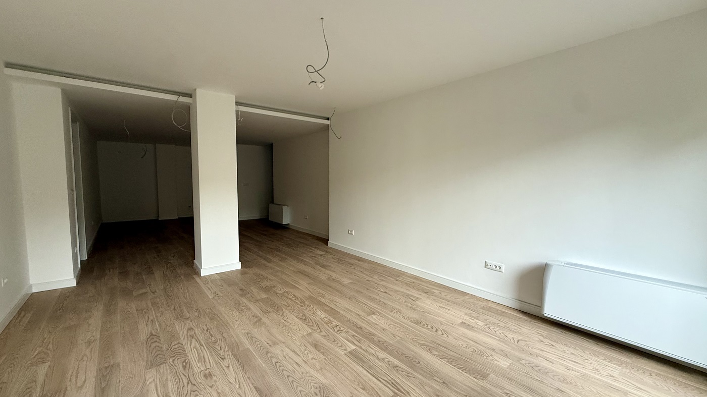 Izdajemo nov  4 0 stan  sa garažnim mestom  kod Beogradskog Dramskog pozorišta 3