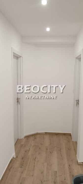 Trosoban stan, 62 m2, Zemun polje, Vlajka Đuranovića ID: 124176 8