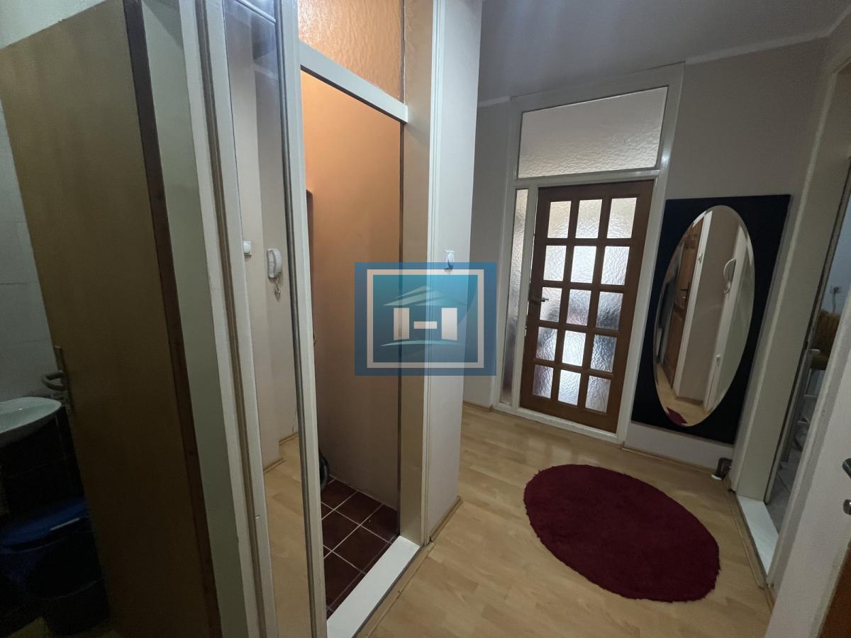 NASLOV: STAN KOJI OSVAJA NA PRVI POGLED — CENTAR, STIL I TRI SPAVAĆE SOBE! 14