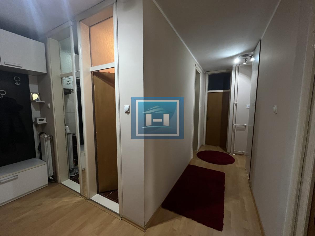 NASLOV: STAN KOJI OSVAJA NA PRVI POGLED — CENTAR, STIL I TRI SPAVAĆE SOBE! 15