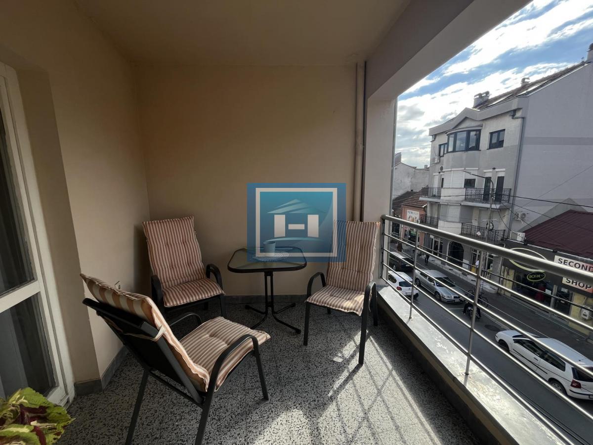 NASLOV: STAN KOJI OSVAJA NA PRVI POGLED — CENTAR, STIL I TRI SPAVAĆE SOBE! 16