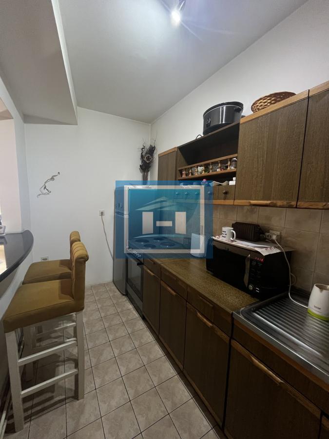 NASLOV: STAN KOJI OSVAJA NA PRVI POGLED — CENTAR, STIL I TRI SPAVAĆE SOBE! 6