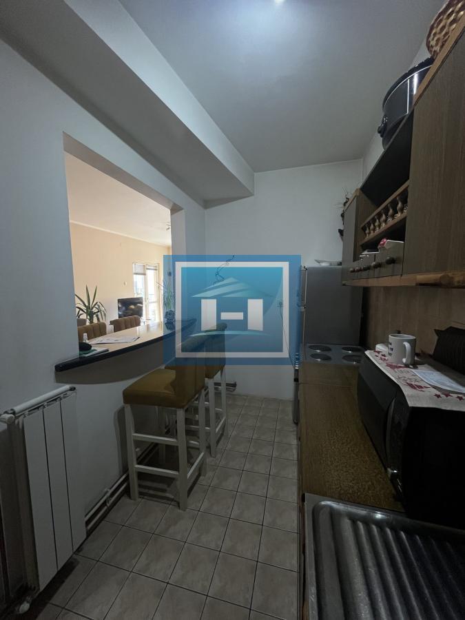 NASLOV: STAN KOJI OSVAJA NA PRVI POGLED — CENTAR, STIL I TRI SPAVAĆE SOBE! 8