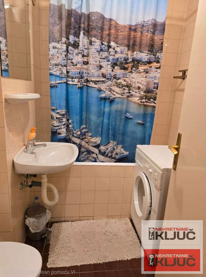 NOVO NASELJE IZDAJE SE NAMEŠTENA GARSONJERA 7