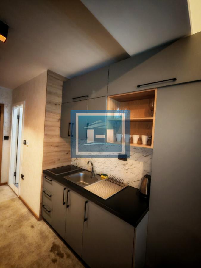 Pet zasebnih stambenih jedinica u Konacima 16