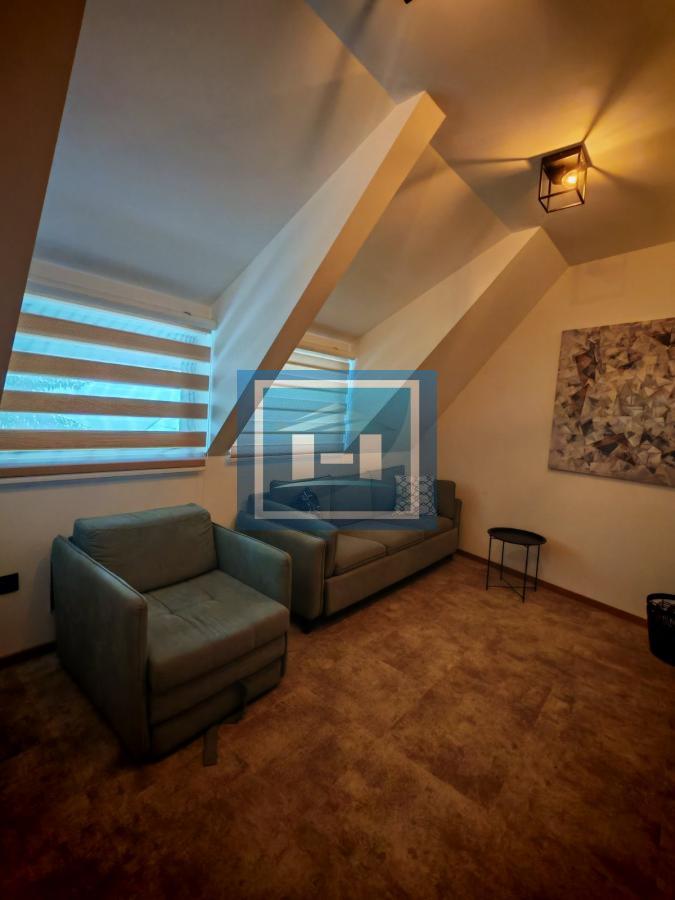 Pet zasebnih stambenih jedinica u Konacima 18