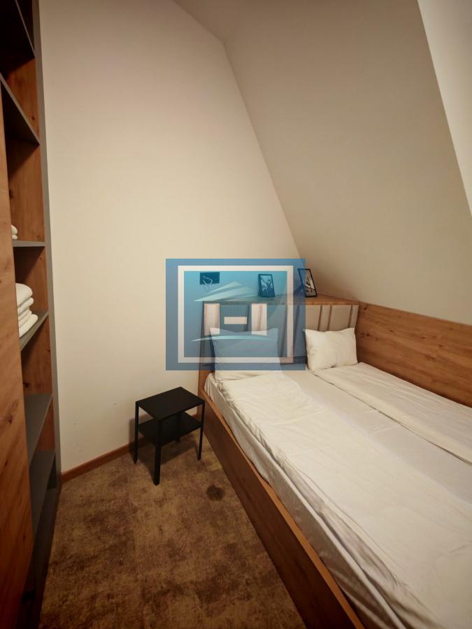 Pet zasebnih stambenih jedinica u Konacima 25