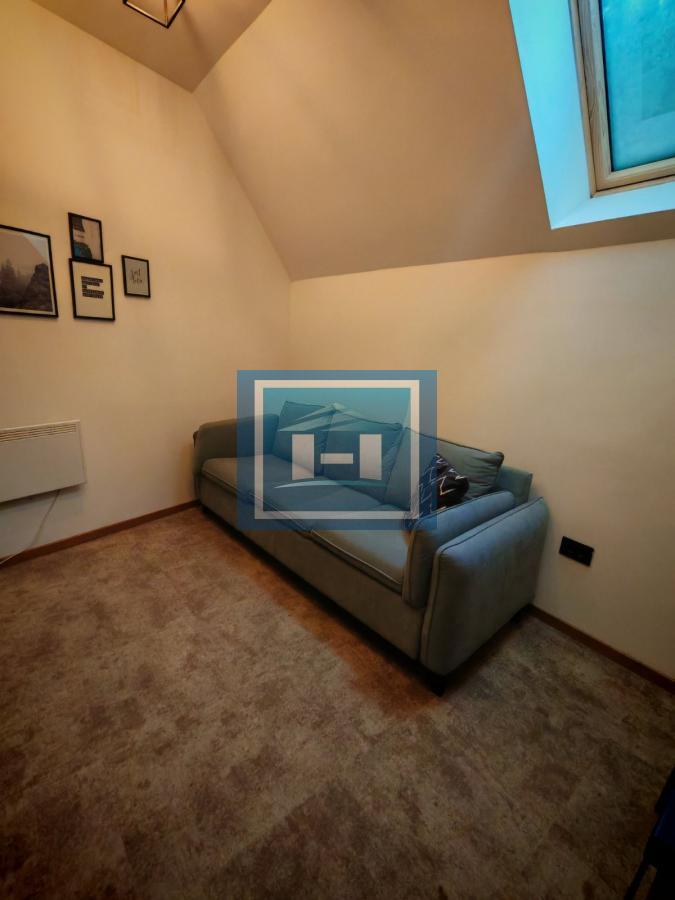 Pet zasebnih stambenih jedinica u Konacima 30