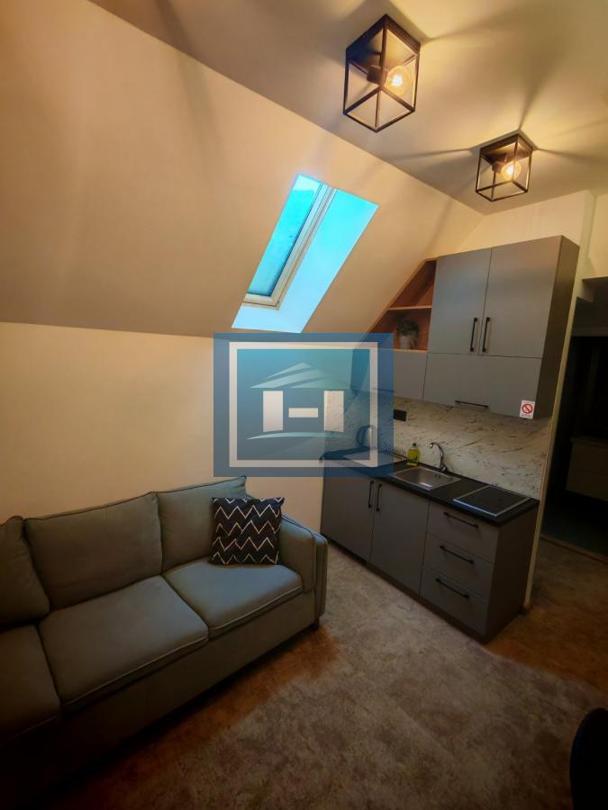 Pet zasebnih stambenih jedinica u Konacima 32