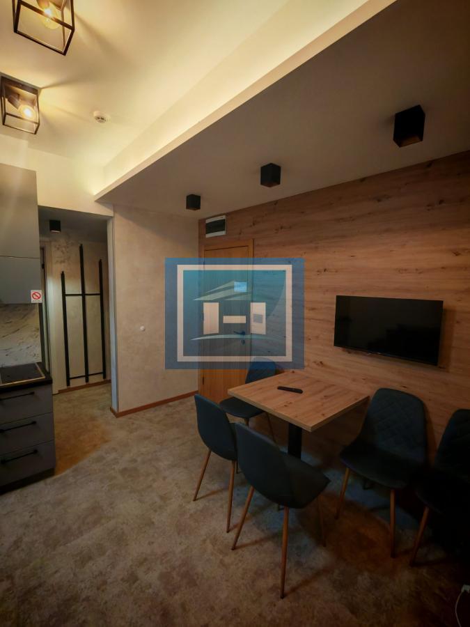 Pet zasebnih stambenih jedinica u Konacima 33