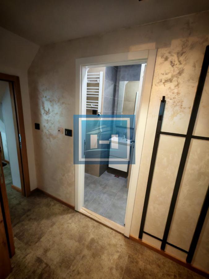 Pet zasebnih stambenih jedinica u Konacima 36