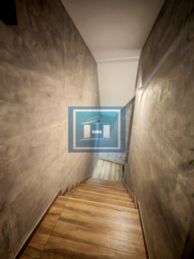 Pet zasebnih stambenih jedinica u Konacima 4