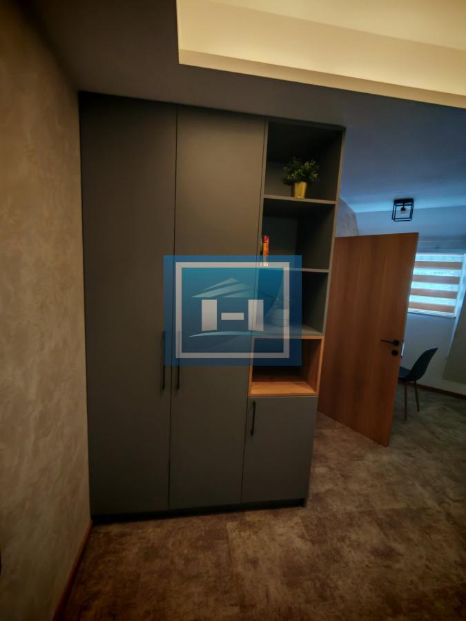 Pet zasebnih stambenih jedinica u Konacima 52