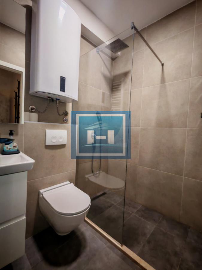 Pet zasebnih stambenih jedinica u Konacima 54