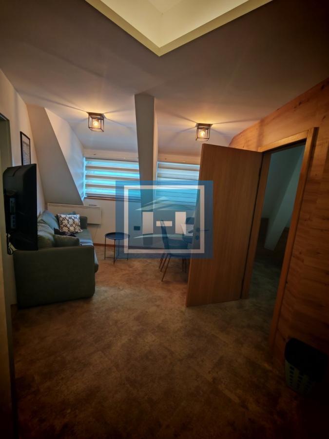 Pet zasebnih stambenih jedinica u Konacima 56