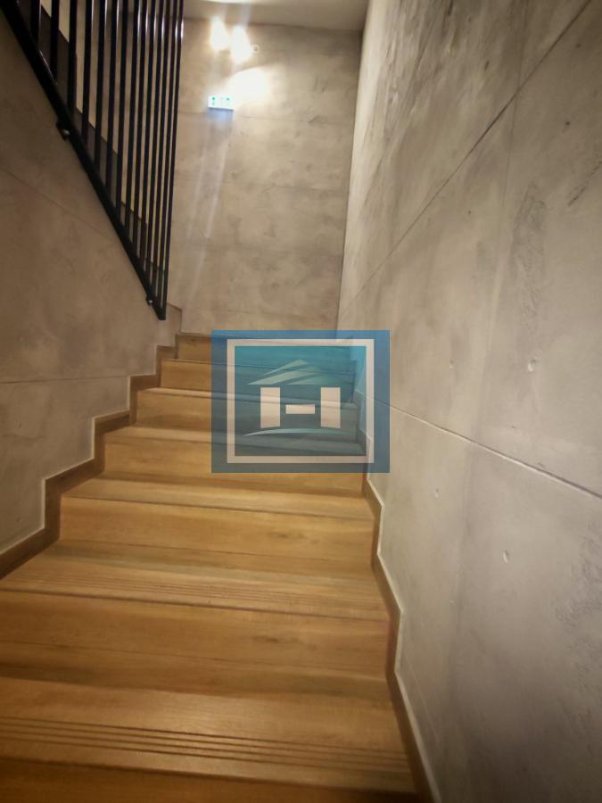 Pet zasebnih stambenih jedinica u Konacima 6