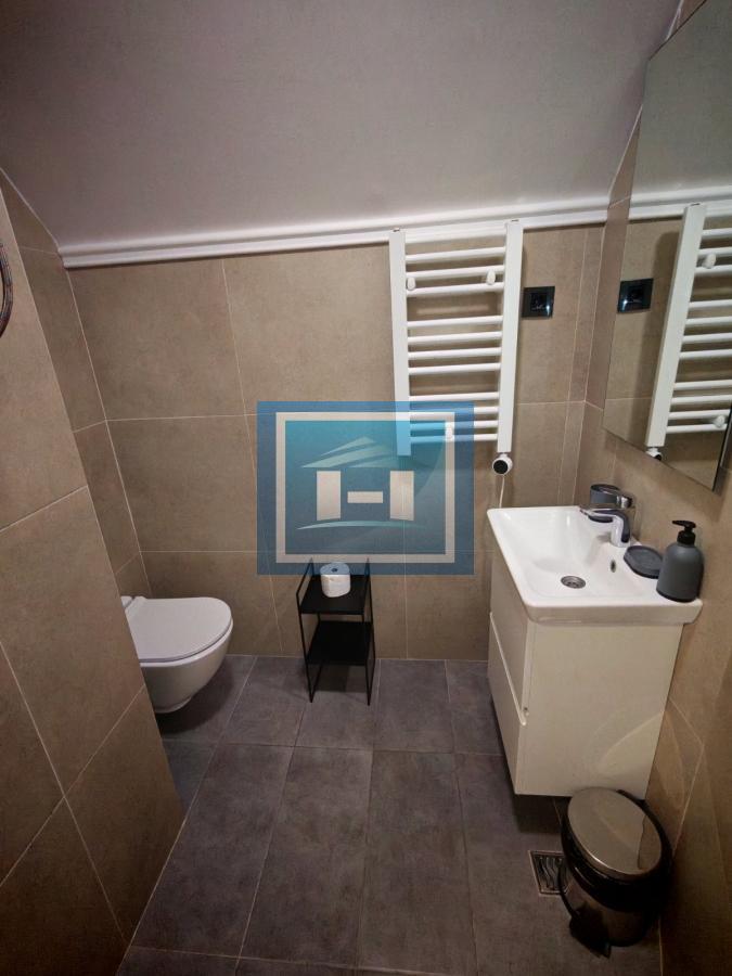 Pet zasebnih stambenih jedinica u Konacima 66