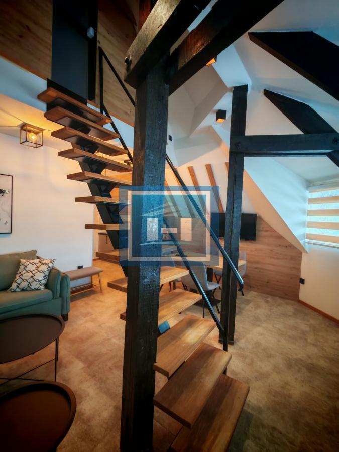 Pet zasebnih stambenih jedinica u Konacima 88