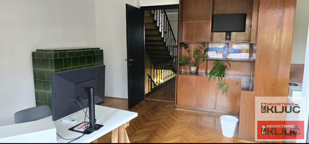 SPENS IZDAJE SE EKSKLUZIVAN POSLOVNI PROSTOR 30