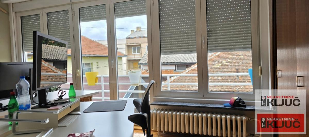 SPENS IZDAJE SE EKSKLUZIVAN POSLOVNI PROSTOR 4