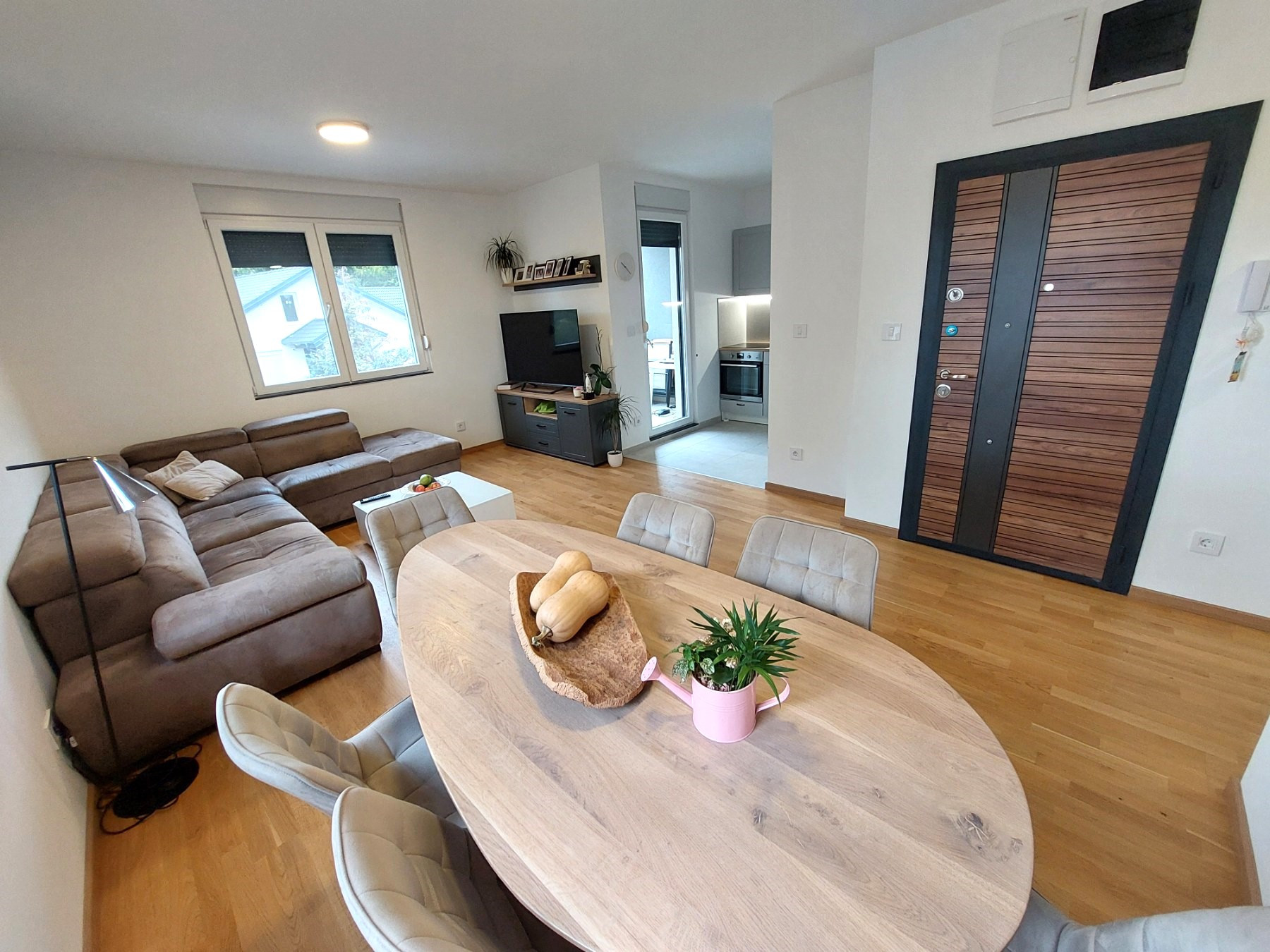 Stan,PETROVARADIN,ALIBEGOVAC,kv: 80, € 136000, ID: 1019253 1