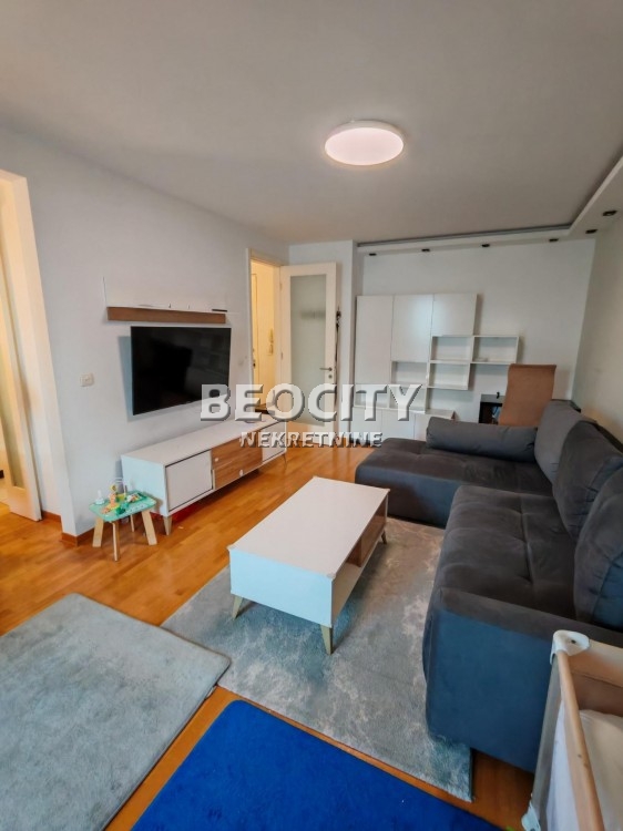 Dvosoban stan, 68 m2, Novi Beograd, Jurija Gagarina ID: 123598 2