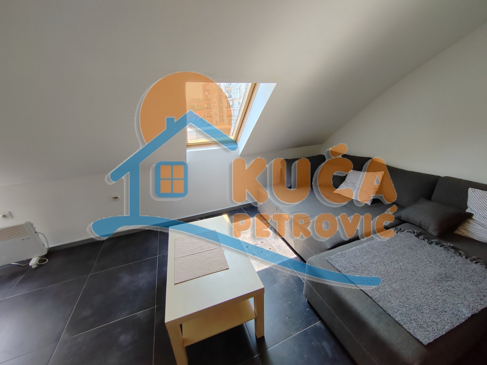 Jednosoban stan, 28 m2, Centar, Nikole Pašića ID: i-014174 10