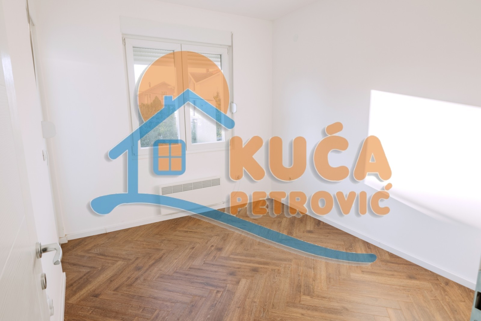 četvorosoban stan, 96 m2, Durlan, Stanislava Biničkog ID: i-06920 19