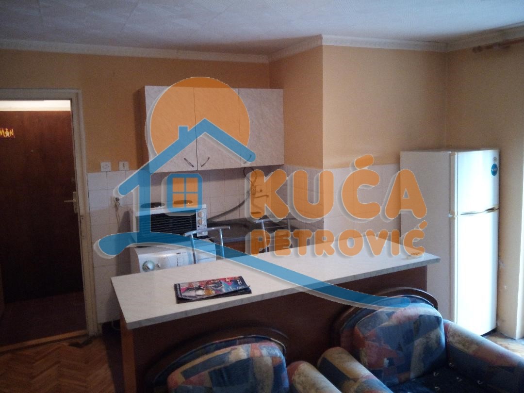 Jednosoban stan, 30 m2, Centar, Karadžićeva ID: i-015063 3
