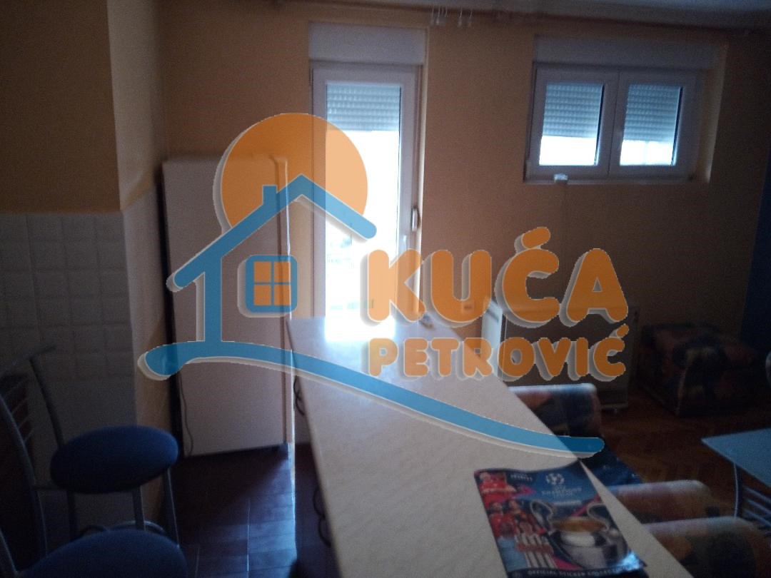 Jednosoban stan, 30 m2, Centar, Karadžićeva ID: i-015063 4