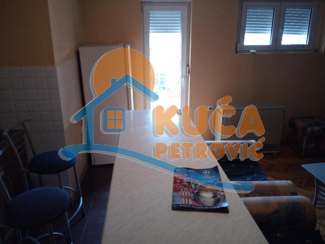 Jednosoban stan, 30 m2, Centar, Karadžićeva ID: i-015063 5