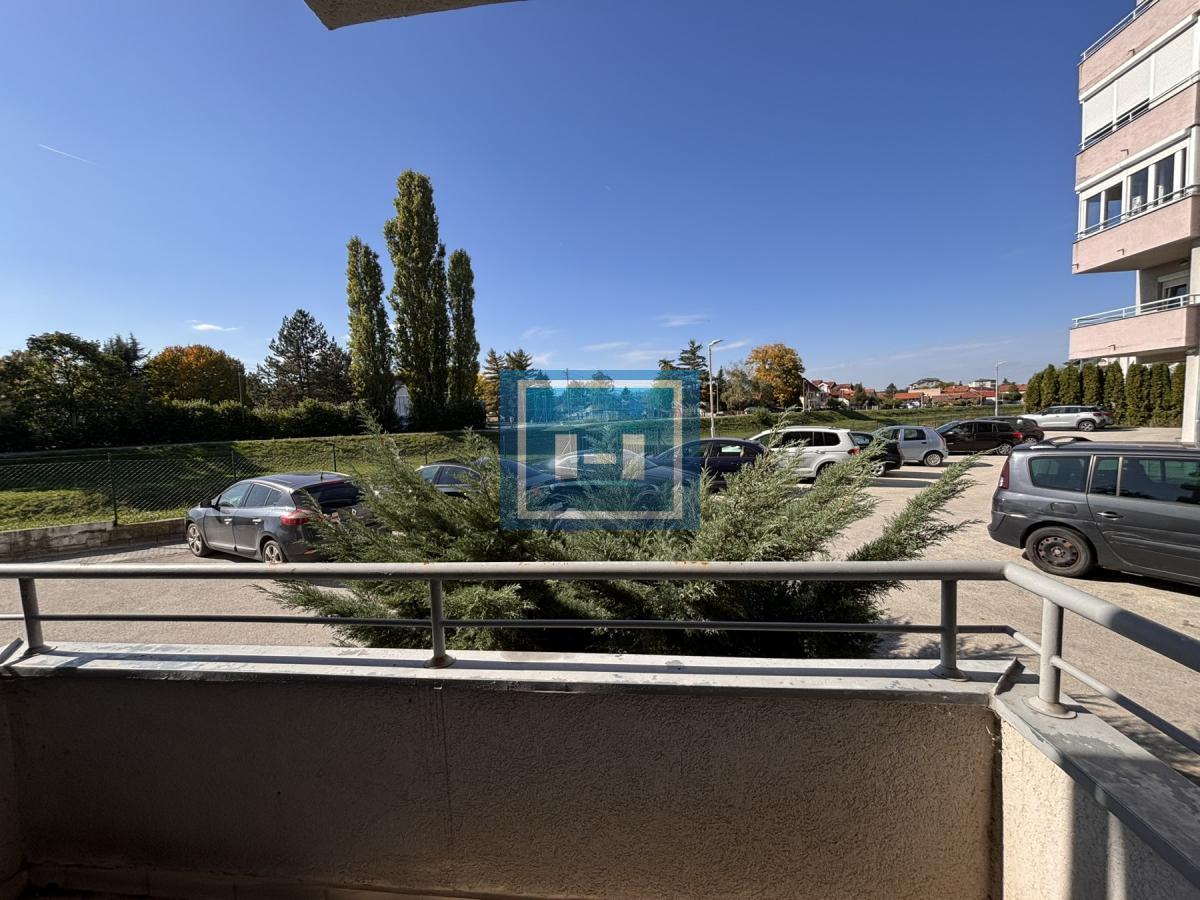 Lokacija koja osvaja – stan koji sređujete po svojoj meri! 10