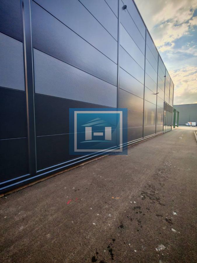 Lokal za izdavanje u ulici Vojvode Mišića od 582m2 8