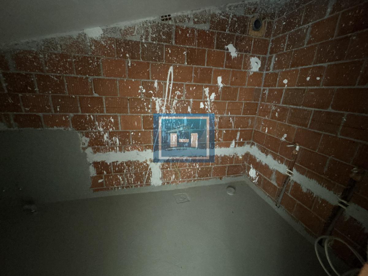 NA PRODAJU – PENTHOUSE U STROGOM CENTRU GRADA | 222 m² NA VRHU ZGRADE 16