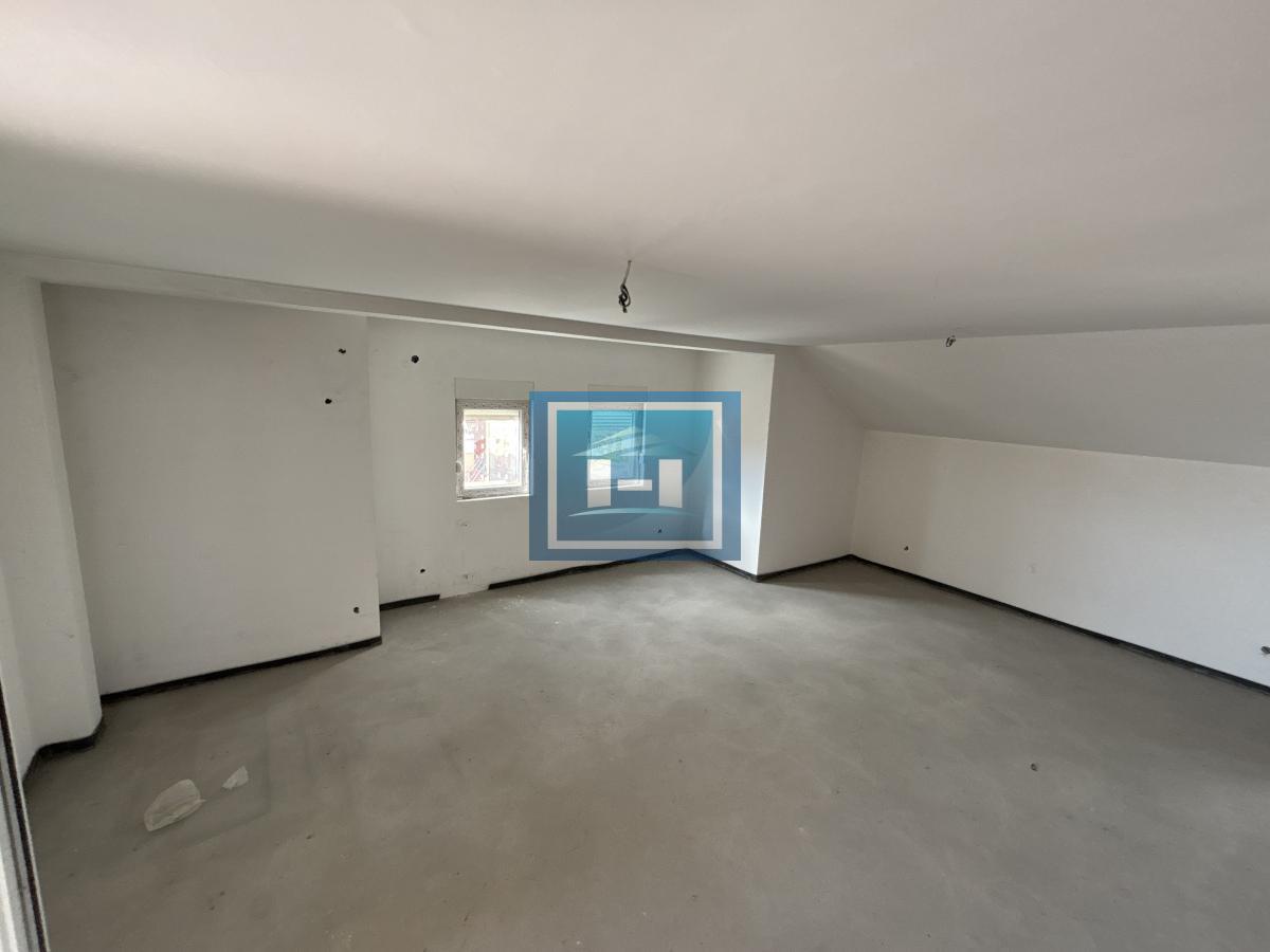 NA PRODAJU – PENTHOUSE U STROGOM CENTRU GRADA | 222 m² NA VRHU ZGRADE 8