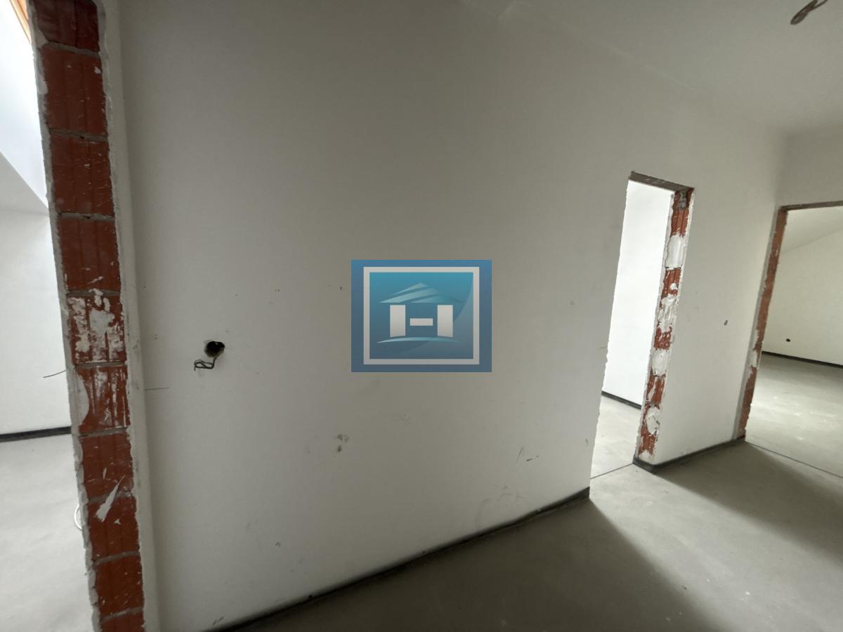 NA PRODAJU – PENTHOUSE U STROGOM CENTRU GRADA | 222 m² NA VRHU ZGRADE 9