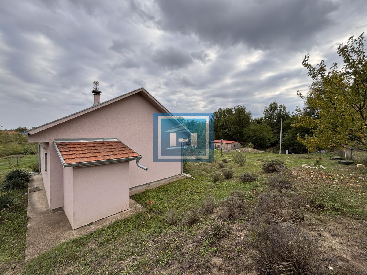 RAJ NA ZEMLJI – 2,5 HEKTARA ČISTE PRIRODE I POTENCIJALA 25