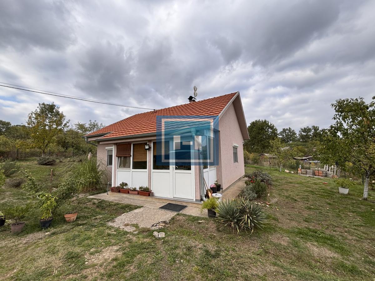 RAJ NA ZEMLJI – 2,5 HEKTARA ČISTE PRIRODE I POTENCIJALA 3